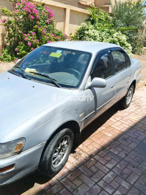 Toyota Corolla 1997 Silver Automatic Used for Sale in Greater Cairo ( Cairo + Giza) - 5