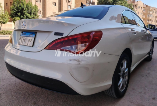 مرسيدس CLA 180 2015 أبيض أوتوماتيك مستعملة للبيع في 6 أكتوبر - 10
