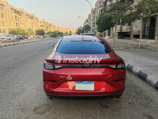جاك J7 2022 أبيض أوتوماتيك مستعملة للبيع في القاهرة الكبرى ( القاهرة - الجيزة) - 3