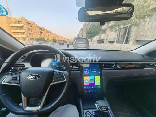 جاك J7 2022 أبيض أوتوماتيك مستعملة للبيع في القاهرة الكبرى ( القاهرة - الجيزة) - 9