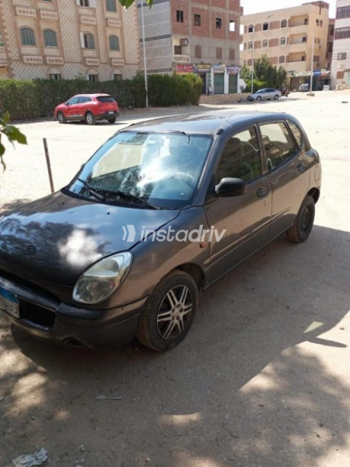 Daihatsu SIRION 2000 Gray Automatic Used for Sale in 10th of Ramadan - 2