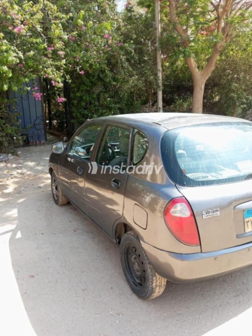 Daihatsu SIRION 2000 Gray Automatic Used for Sale in 10th of Ramadan - 3