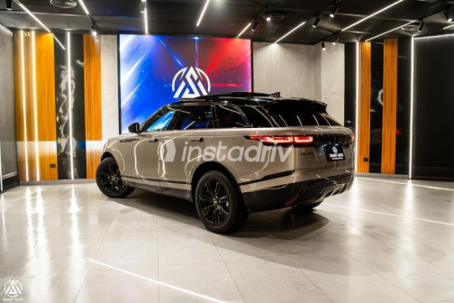 Land Rover Velar 2023 Gold Automatic Used for Sale in Greater Cairo ( Cairo + Giza) - 7
