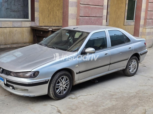 بيجو 406 2002 فضي أوتوماتيك مستعملة للبيع في القاهرة - 1