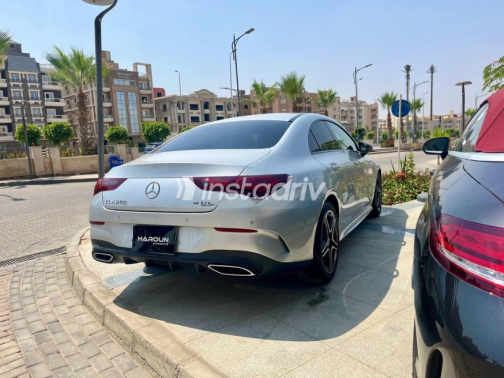 مرسيدس CLA 200 2024 فضي أوتوماتيك مستعملة للبيع في القاهرة - 2
