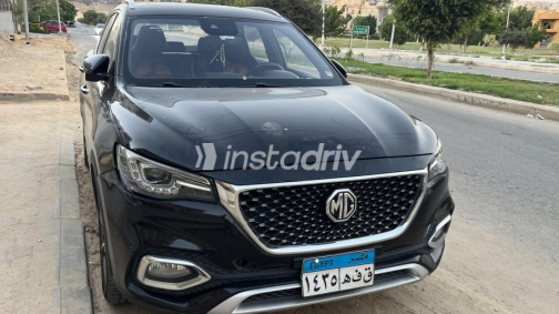 MG HS 2021 White Automatic Used for Sale in Greater Cairo ( Cairo + Giza) - 4