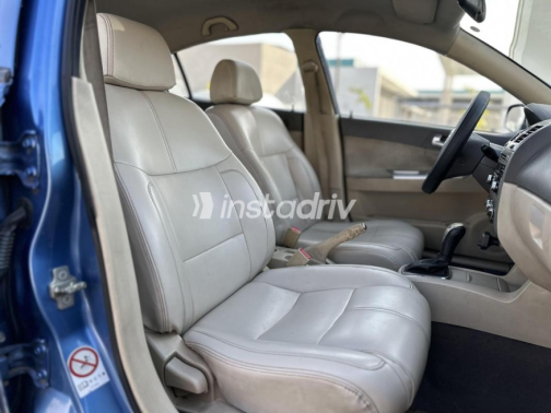 بريليانس FRV 2013 أزرق غامق أوتوماتيك مستعملة للبيع في مدينة نصر - 3