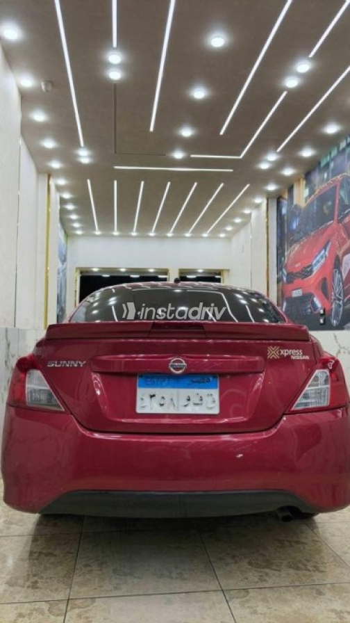 Nissan Sunny 2020 Red Automatic Used for Sale in Alexandria - 8