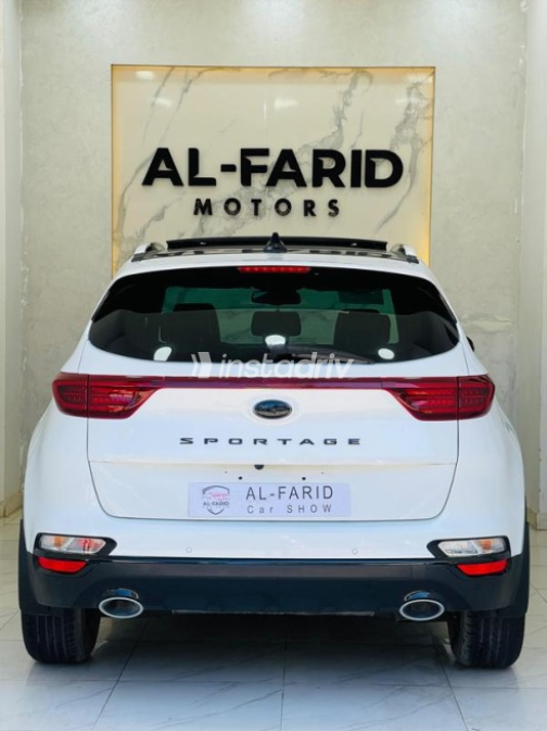 Kia Sportage 2022 White Automatic Used for Sale in Greater Cairo ( Cairo + Giza) - 4