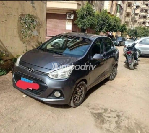 Hyundai Grand i10 2015 Gray Automatic Used for Sale in Cairo - 2