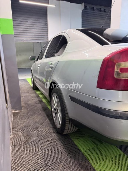 سكودا اوكتافيا A5 2006 فضي أوتوماتيك مستعملة للبيع في شبين الكوم - 3