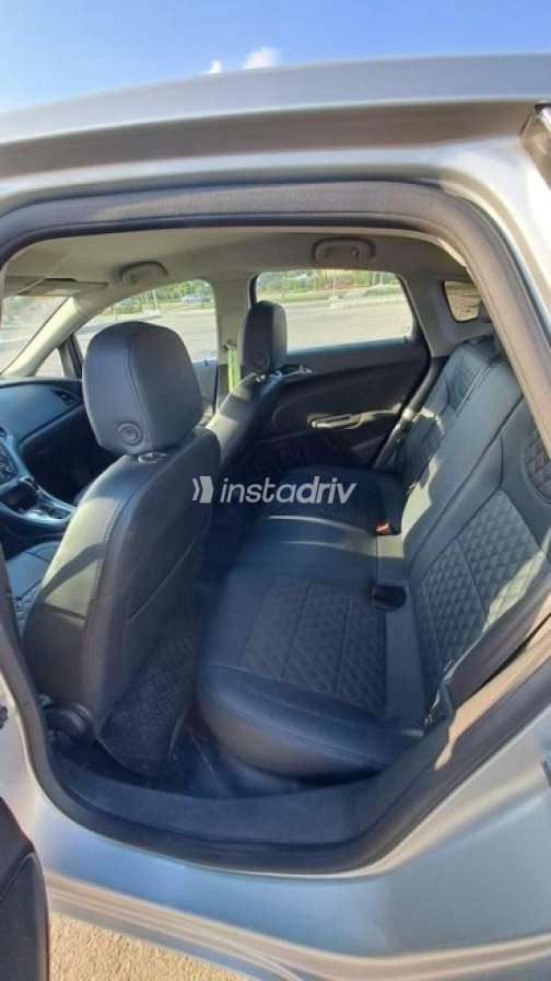 Opel Astra 2021 White Automatic Used for Sale in Greater Cairo ( Cairo + Giza) - 2