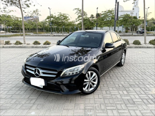 Mercedes C 180 2019 Black Automatic Used for Sale in Sheikh Zayed City - 1