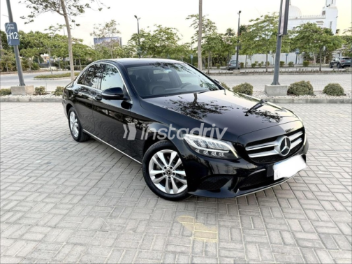 Mercedes C 180 2019 Black Automatic Used for Sale in Sheikh Zayed City - 2