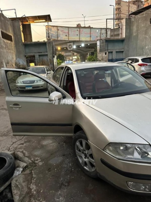 Skoda Octavia A5 2006 Bronze Automatic Used for Sale in Greater Cairo ( Cairo + Giza) - 3