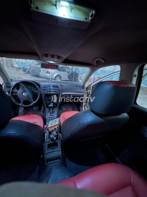 Skoda Octavia A5 2006 Bronze Automatic Used for Sale in Greater Cairo ( Cairo + Giza) - 7