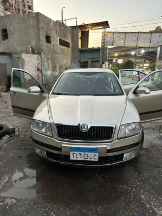 سكودا اوكتافيا A5 2006 برونزي أوتوماتيك مستعملة للبيع في القاهرة الكبرى ( القاهرة - الجيزة)