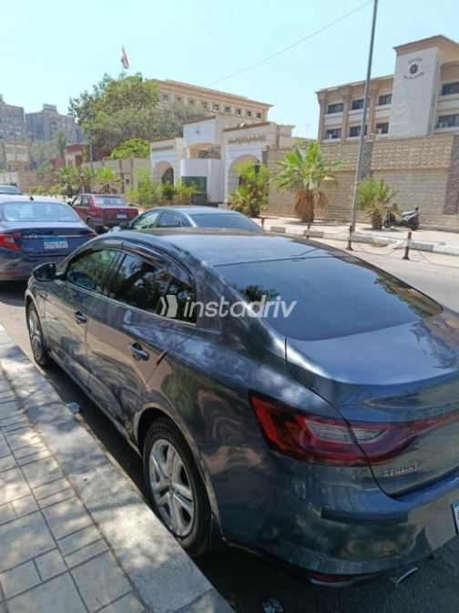 رينو ميجان 2021 أبيض أوتوماتيك مستعملة للبيع في القاهرة الكبرى ( القاهرة - الجيزة) - 2