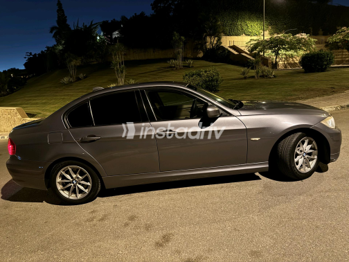 BMW 320 2010 Silver Automatic Used for Sale in Cairo - 1