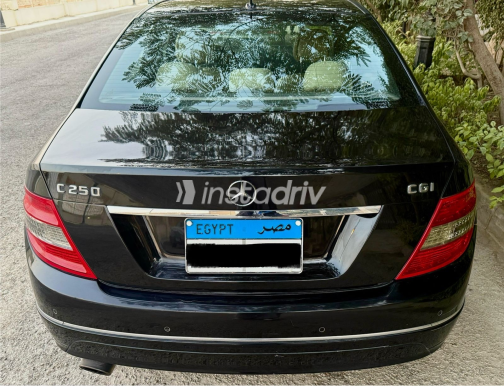 Mercedes C 250 2011 Black Automatic Used for Sale in Giza - 9