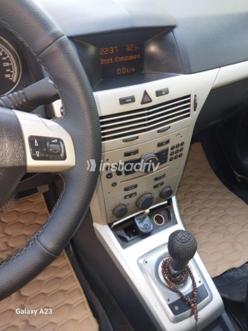 Opel Astra 2008 Black Automatic Used for Sale in Mansoura - 3