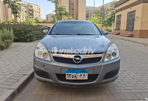 Opel Vectra 2008 White Automatic Used for Sale in Pyramids Gardens - 2