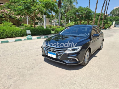 MG 5 2022 White Automatic Used for Sale in Greater Cairo ( Cairo + Giza) - 1