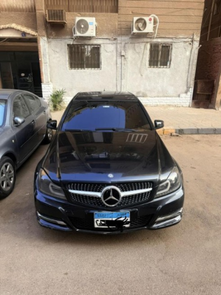 Mercedes C 180 2012 Black Automatic Used for Sale in Mohandessin