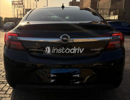 Opel Insignia 2015 Black Automatic Used for Sale in Cairo - 6