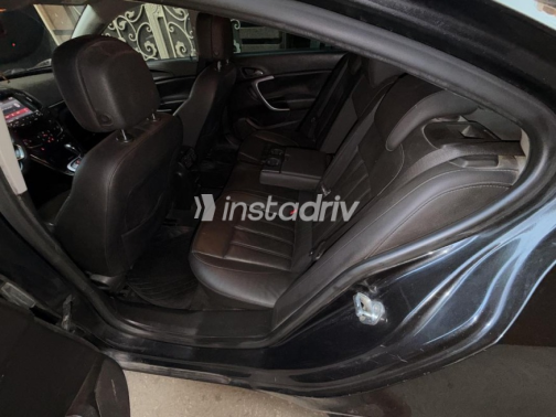 Opel Insignia 2015 Black Automatic Used for Sale in Cairo - 10