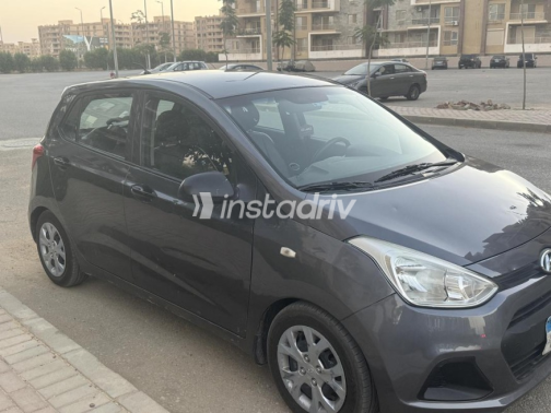 Hyundai Grand i10 2015 Dark Gray Automatic Used for Sale in Cairo - 3
