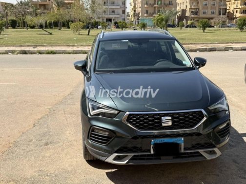 سيات اتيكا 2023 أزرق أوتوماتيك مستعملة للبيع في القاهرة - 2