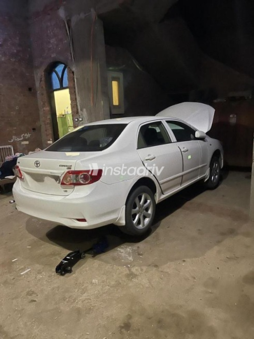 Toyota Corolla 2012 White Automatic Used for Sale in Sohag - 3