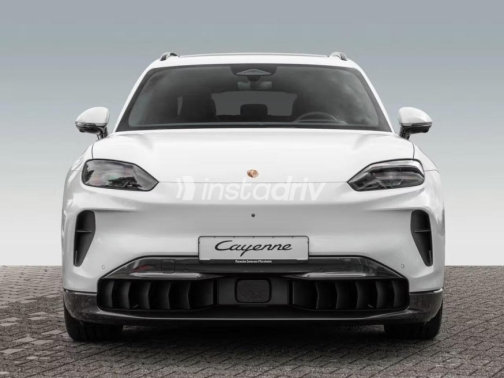 Porsche Cayenne 2026 White Automatic Used for Sale in Cairo - 3