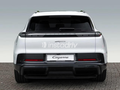 Porsche Cayenne 2026 White Automatic Used for Sale in Cairo - 5