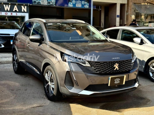 Peugeot 3008 2021 Gray Automatic Used for Sale in Nasr city - 2