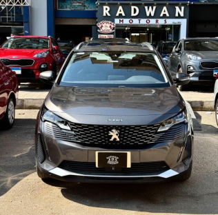 Peugeot 3008 2021 Gray Automatic Used for Sale in Nasr city