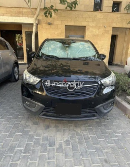 Opel Crossland 2019 White Automatic Used for Sale in Greater Cairo ( Cairo + Giza) - 3