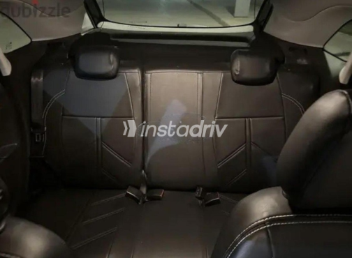Opel Crossland 2019 White Automatic Used for Sale in Greater Cairo ( Cairo + Giza) - 7