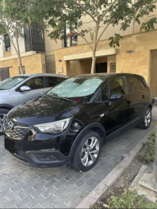 اوبل كروس لاند 2019 أبيض أوتوماتيك مستعملة للبيع في القاهرة الكبرى ( القاهرة - الجيزة)