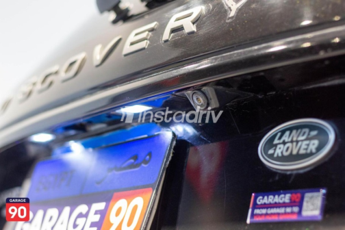 Land Rover Discovery 2018 Black Automatic Used for Sale in Sheikh Zayed City - 10