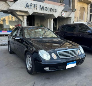 مرسيدس E 200 2004 أسود أوتوماتيك مستعملة للبيع في الإسكندرية