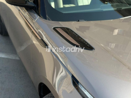 Land Rover Velar 2022 Beige Automatic Used for Sale in Nasr city - 3