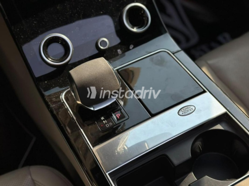 Land Rover Velar 2022 Beige Automatic Used for Sale in Nasr city - 7