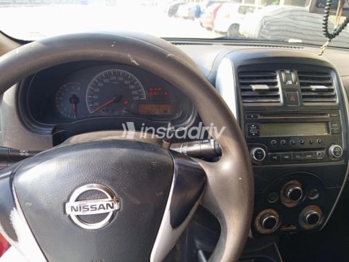 Nissan Sunny 2018 Red Automatic Used for Sale in Giza - 8