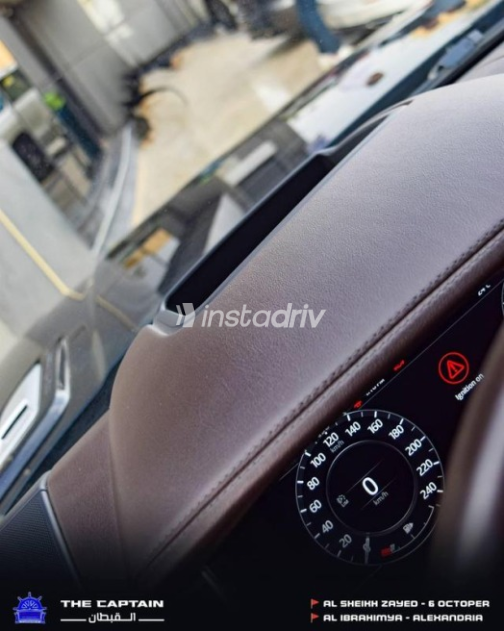 Land Rover Range Rover Sport 2020 Black Automatic Used for Sale in Sheikh Zayed City - 7