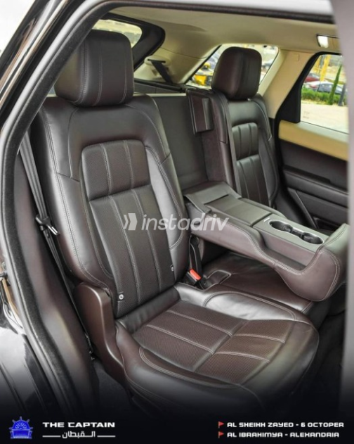 Land Rover Range Rover Sport 2020 Black Automatic Used for Sale in Sheikh Zayed City - 8