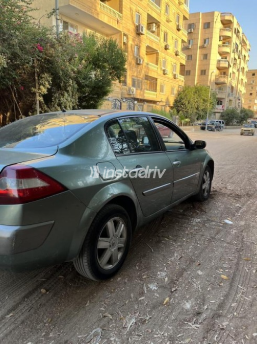 رينو ميجان 2005 أخضر أوتوماتيك مستعملة للبيع في حدائق الاهرام - 4