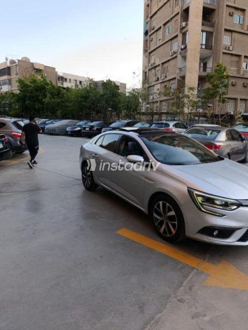 Renault Megane 2020 White Automatic Used for Sale in Greater Cairo ( Cairo + Giza) - 4