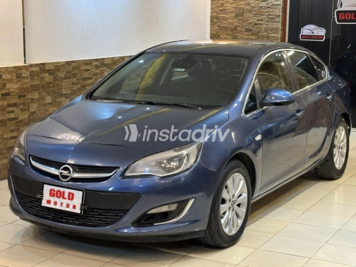 Opel Astra 2013 Dark Blue Automatic Used for Sale in Pyramids Gardens - 4